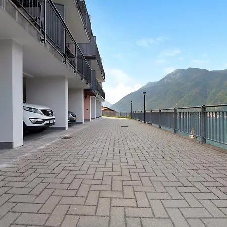 Apartmán 4 *